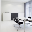 werner works basic S Suspended door system Mobilier de direction Rangement