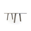 ZinX Local Essential Conference / Meeting Gastronomy Home office Tables