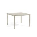 Manutti Quarto square dining table Tables de jardin
