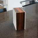 luce² Cubo Cubetto Wood Iluminación LED Lámparas de sobremesa