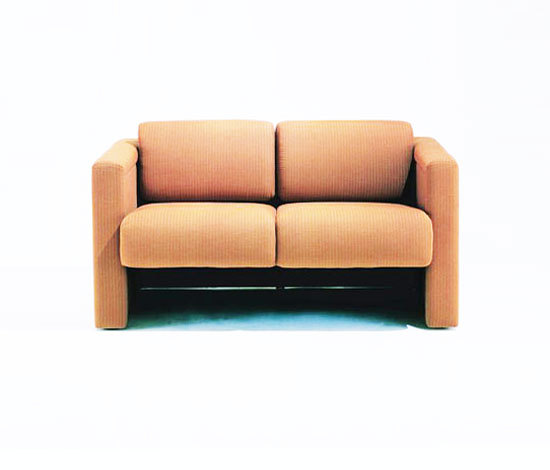 Haussmann Settee Knoll International
