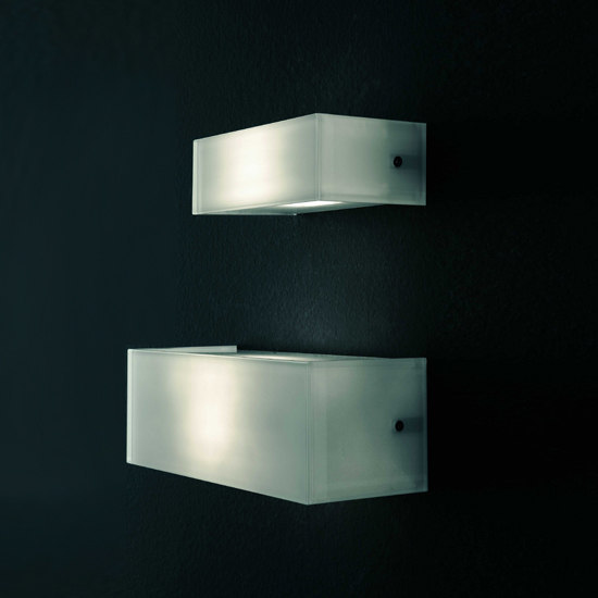 Universal Oluce