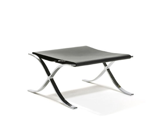 Barcelona® Stool Knoll International