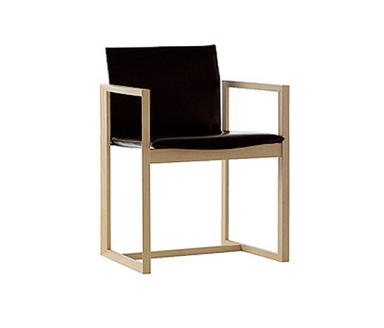 184 Eve Cassina