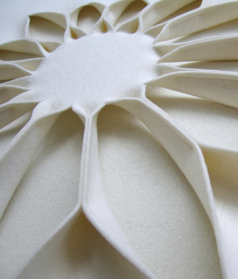 Bloom wall panel ANNE KYYRÖ QUINN