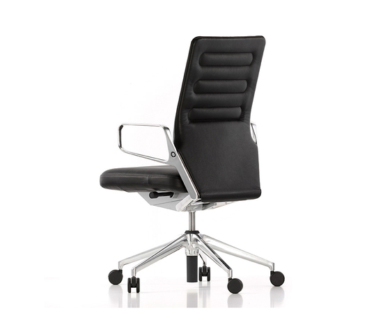 AC 4 Vitra Inc. USA