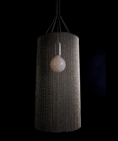 Circular Cropped Willowlamp