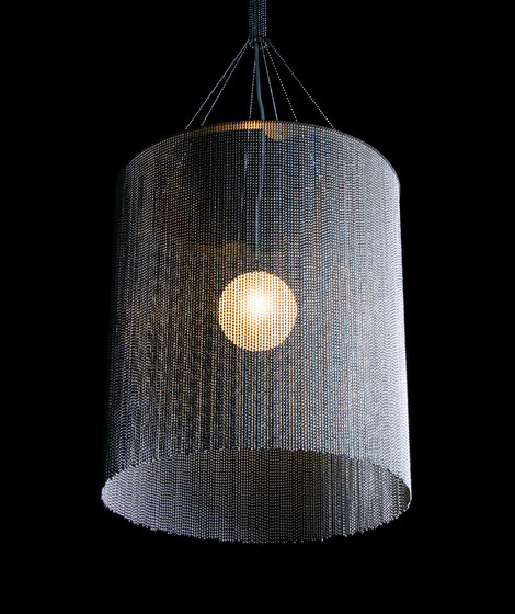 Circular Cropped Willowlamp