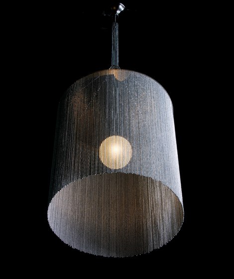 Circular Cropped Willowlamp