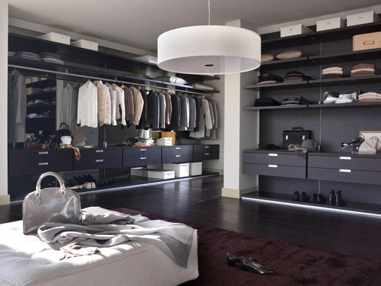 Cargo walk-in wardrobe FEG