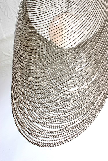 Circular Cropped Willowlamp