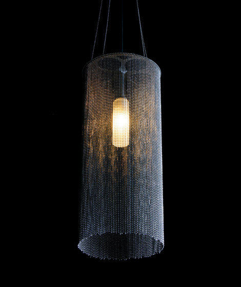Circular Cropped Willowlamp