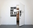 L’Invisibile vertical pivot door Filo 10 | L'Invisibile