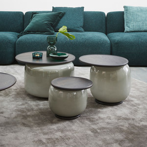 COFFEE TABLES & SIDE TABLES