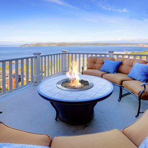 OUTDOOR GAS FIREPLACES