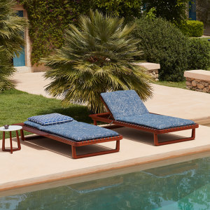 SUN LOUNGERS AND CHAISE LONGUES