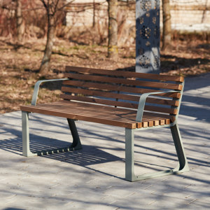 SEATING/PARK BENCHES