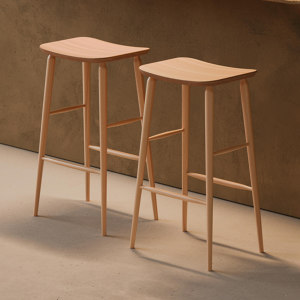 BARSTOOLS AND STOOLS