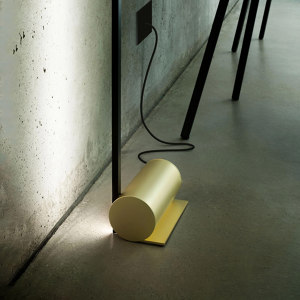 INDOOR LAMPS | FLOOR LAMPS