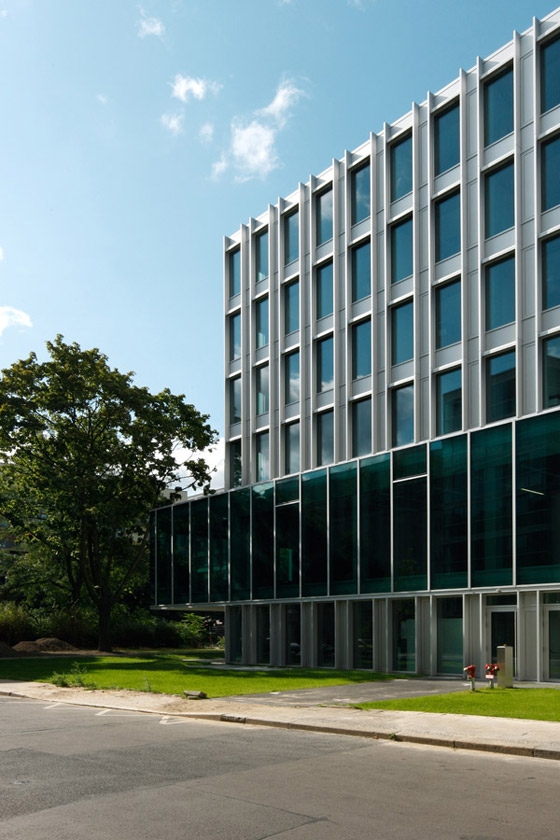 Heinrich-Böll-Stiftung | Bürogebäude | E2A Architekten