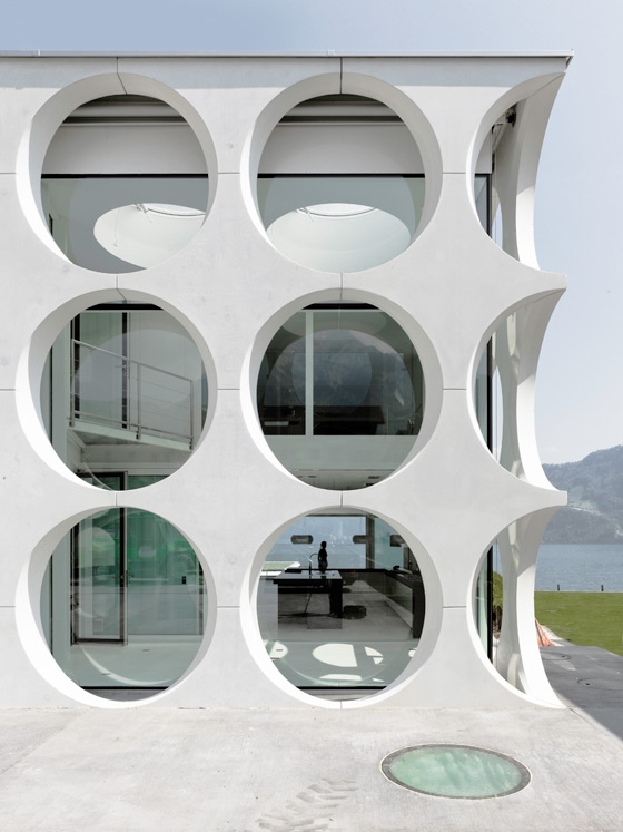 O House am Vierwaldstätter See | Einfamilienhäuser | Philippe Stuebi Architekten