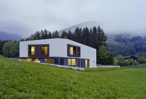 SUSI by AllesWirdGut Architektur | Detached houses