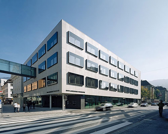 Hypo-Bank Zentrale | Office buildings | Dietrich Untertrifaller