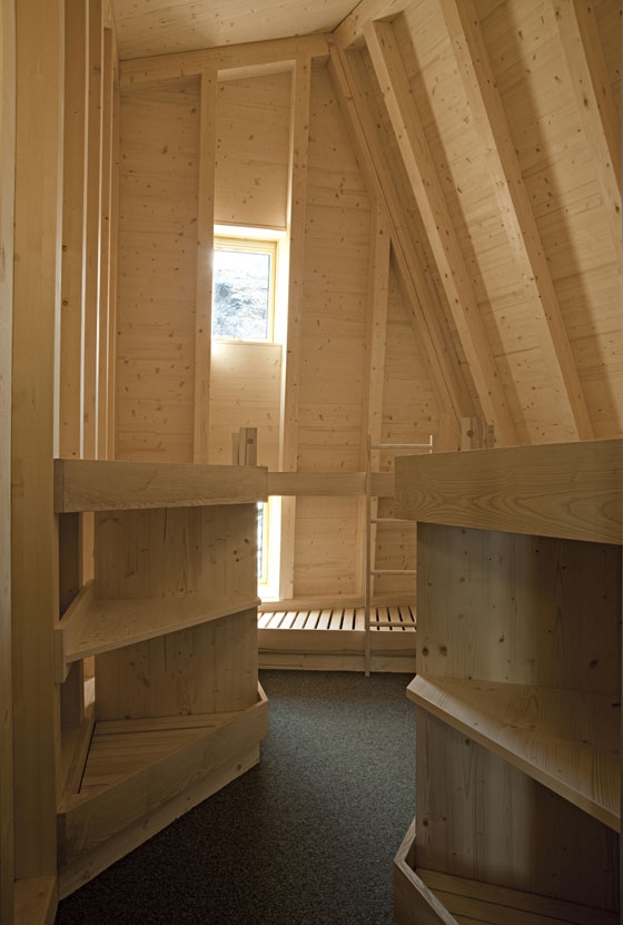 Neue Monte Rosa-Hütte by Bearth & Deplazes Architekten | Hotels