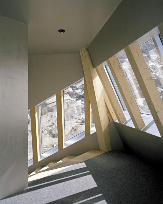 Neue Monte Rosa-Hütte by Bearth & Deplazes Architekten | Hotels