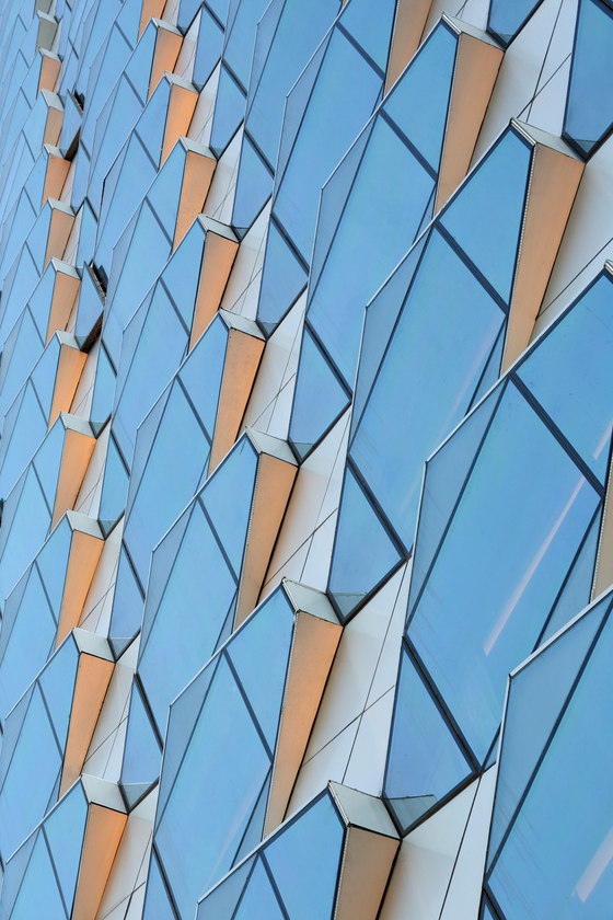 Wanda Reign Hotel facade | Hotels | Make Architects