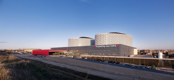 Rey Juan Carlos, the new hospital of Móstoles | Ospedali | RAFAEL DE LA-HOZ Arquitectos