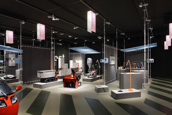 Betriebskonzept und Gestaltung der Ausstellung dieForm im stilhaus | Trade fair stands | Bureau Hindermann