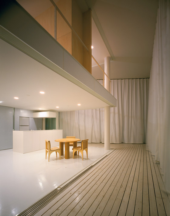 Curtain Wall House by Shigeru Ban Architects | Detached houses