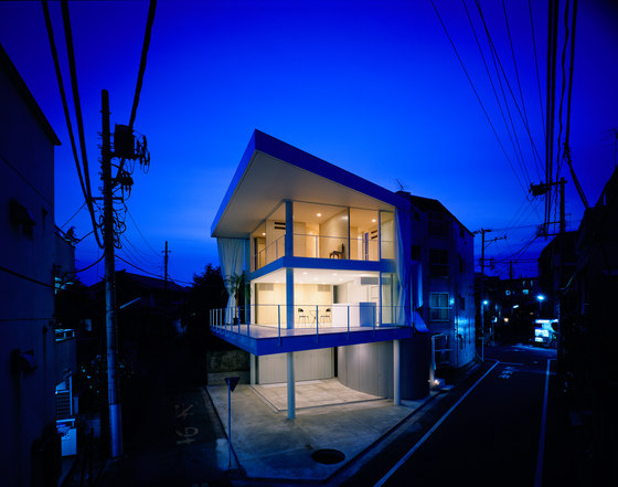 Curtain Wall House | Detached houses | Shigeru Ban Architects