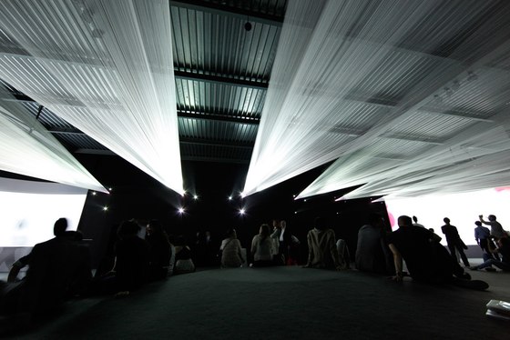 Light Loom (Canon Milano Salone 2011) | Installations | TORAFU ARCHITECTS