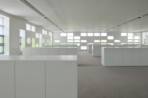 Offices Infrax West by Joe Crepain | Office buildings