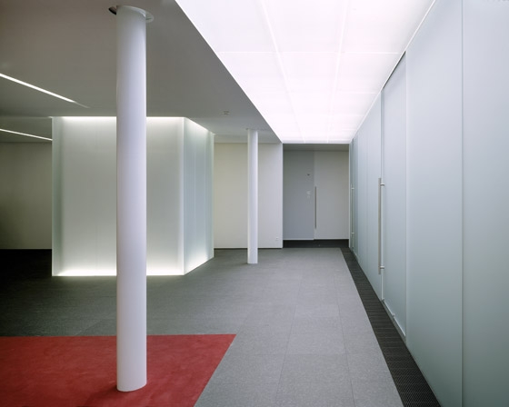 Sanierung Basellandschaftliche Kantonalbank | Office buildings | hu:bschergestaltet