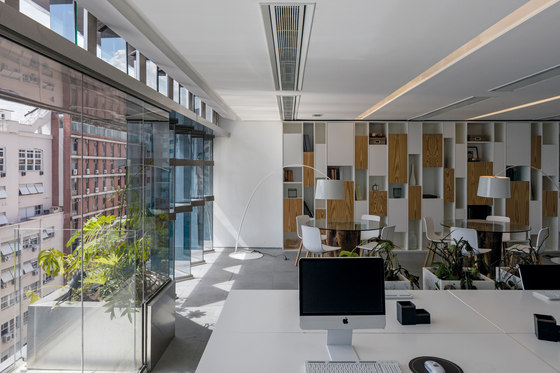 RB12 | Office buildings | Triptyque Architecture