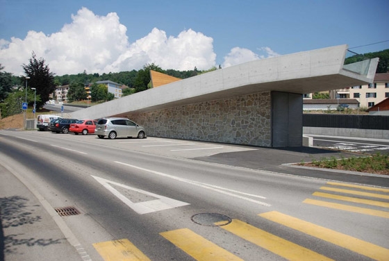 Passerelle Pietonne sur la route H10 by maison d'art'chitecture | Bridges