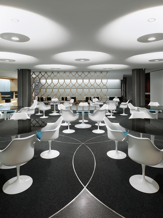 WGV Cafeteria | Café interiors | pfarré lighting design