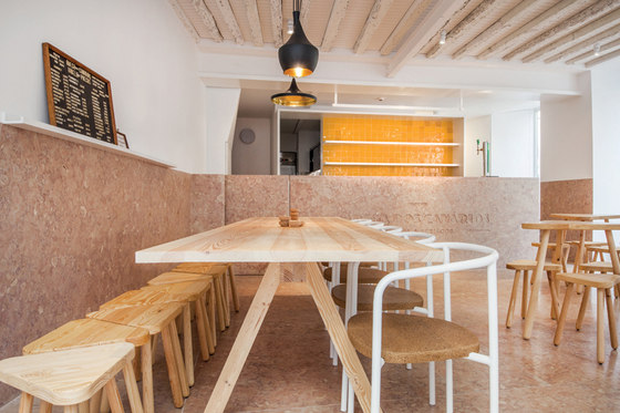 Adega dos Canários | Café interiors | TERNULLOMELO ARCHITECTS