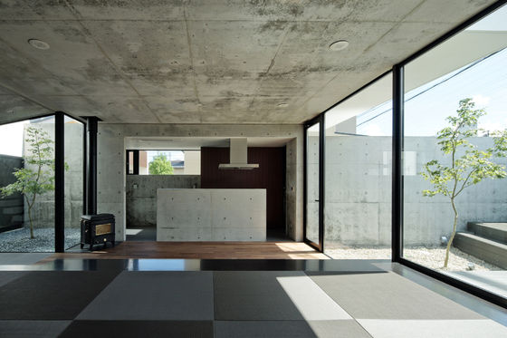 EDGE by APOLLO Architects & Associates | Detached houses