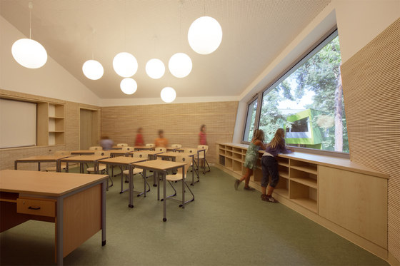 Schule am Kiefernwäldchen | Escuelas | ramona buxbaum architekten