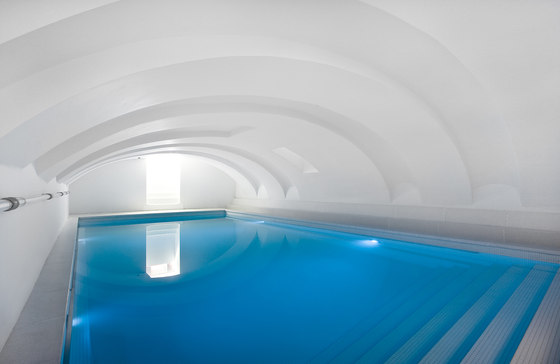 Hotel and Swimclub Zenden |  | LAUFEN BATHROOMS