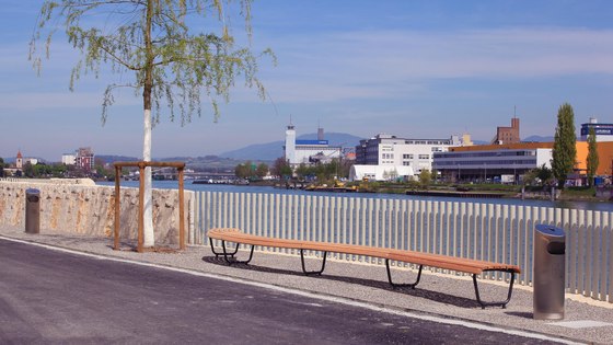 New Rhine promenade in St. Johann, Basel | Manufacturer references | BURRI