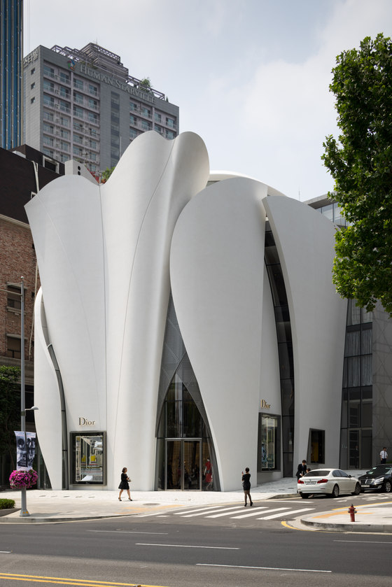 Christian Dior Flagship in Seoul by Atelier Christian de Portzamparc | Shops