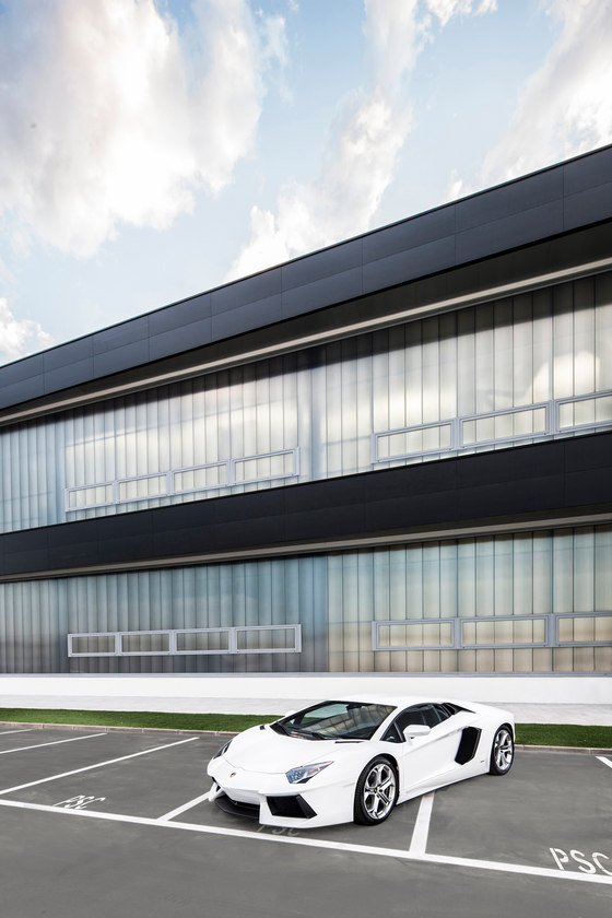 Protoshop by Lamborghini | Referencias de fabricantes | Lea Ceramiche