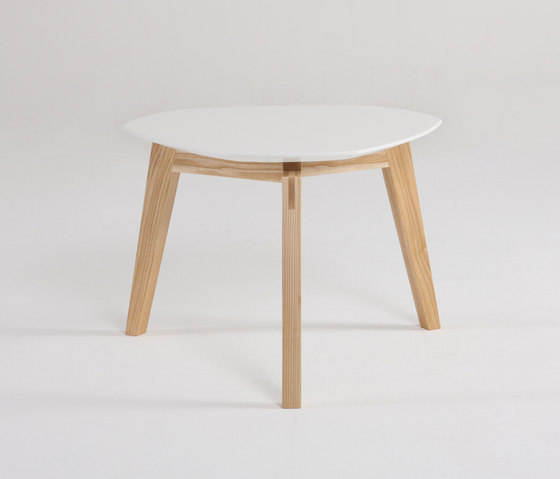 Side Table | Prototypes | Jannis Ellenberger