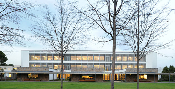 Telefónica Corporate University in Parc de Belloch by Santa & Cole | Manufacturer references