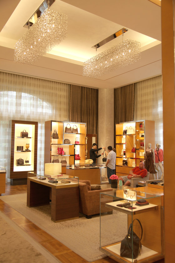 Louis Vuitton | Herstellerreferenzen | Brand van Egmond